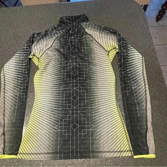 Nike Pro Hyperwarm Half-Zip Dri-Fit Women’s Small Black 585565 - Picture 6 of 6